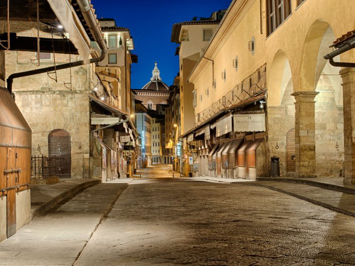 florence ponte vecchio night